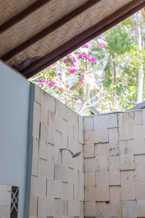 Villa Ume Tenang Nusa Penida Buitenkant foto